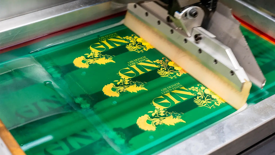 New at Labelisten: Screen Printing for Spot Varnish & Raised Varnish